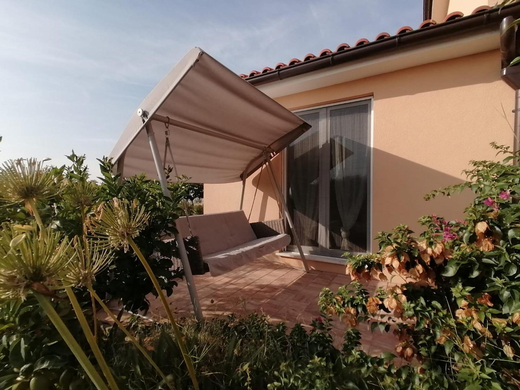 Vila Dubravka - Schoen Und Komfortabel Inmitten Von Olivenbaeumen Und Weinbergen Mit Whirlpool Valtura Εξωτερικό φωτογραφία